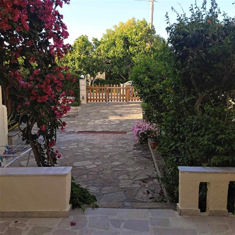 Elli Studios & Apartments Marathókampos Dış mekan fotoğraf